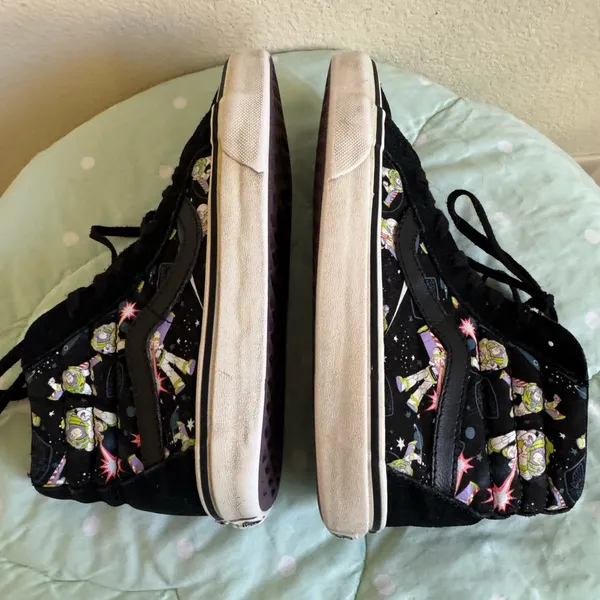 Vans x Disney Pixar Toy Story Sk8-Hi Reissue "Buzz Lightyear" Women’s size 7 - Image 3