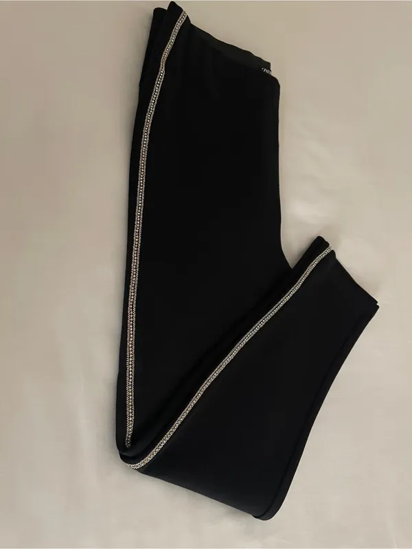 NWT ZARA Black High-Waisted Leggings with Rhinestone Side Stripe - Size XL - Image 8