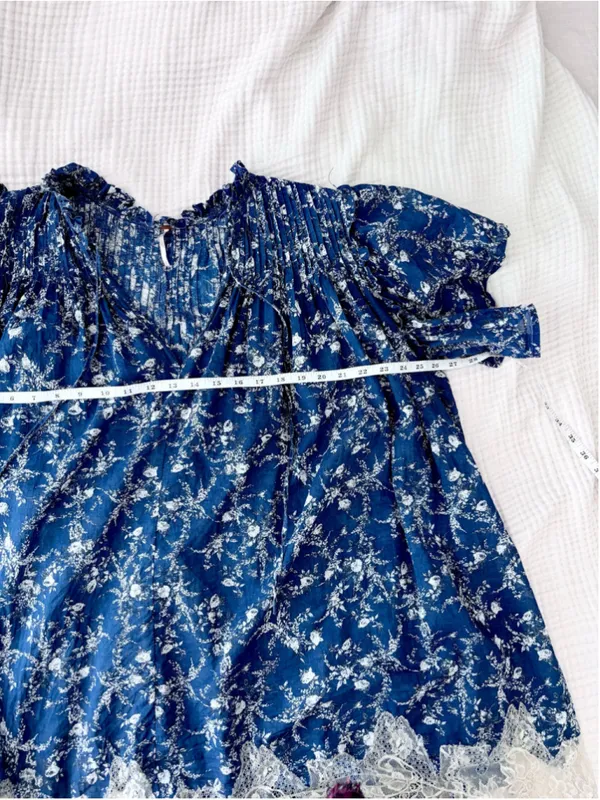 Women's Free People Blue Floral Mini Dress with Lace Trim, Size L - Image 4