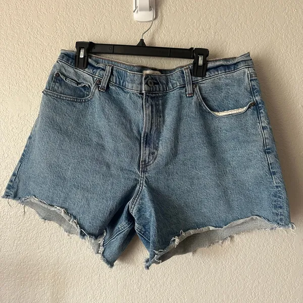 Abercrombie & Fitch High Rise The Dad Shorts Frayed Hem Denim Blue 33 - Image 2