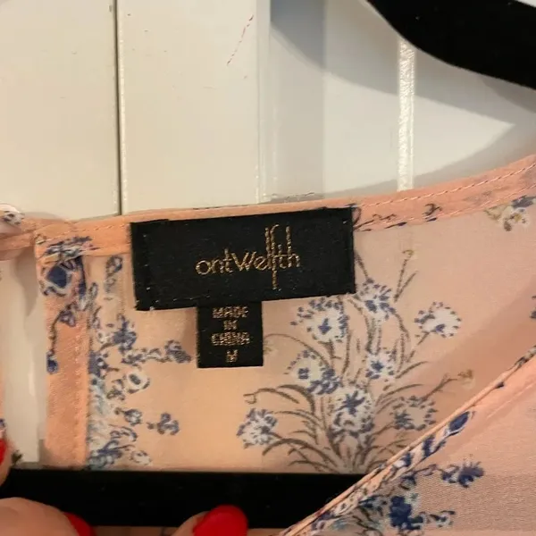 On twelfth floral ruffle shift dress size medium - Image 5