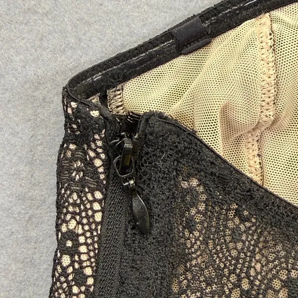 Victoria's Secret Very Sexy Black Lace Strapless Lace-Up Corset Top XS‎ - Image 8