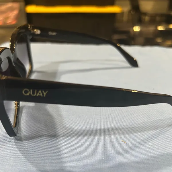 Quay Australia Black Gradient Sunglasses Icey - Image 5