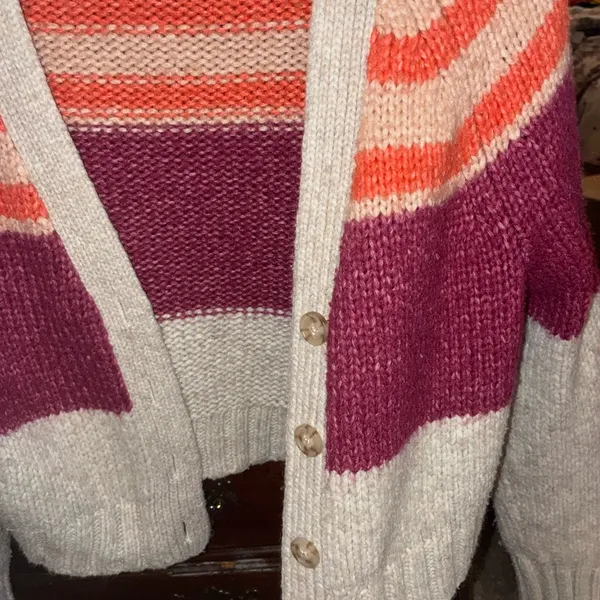 American Eagle sweater cardigan! - Image 3