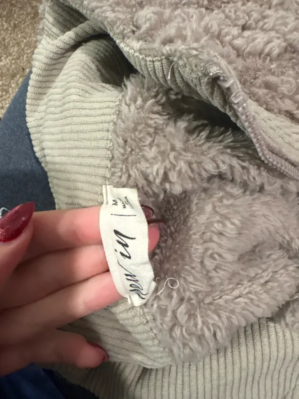 Sherpa quarter zip Size M - Image 3