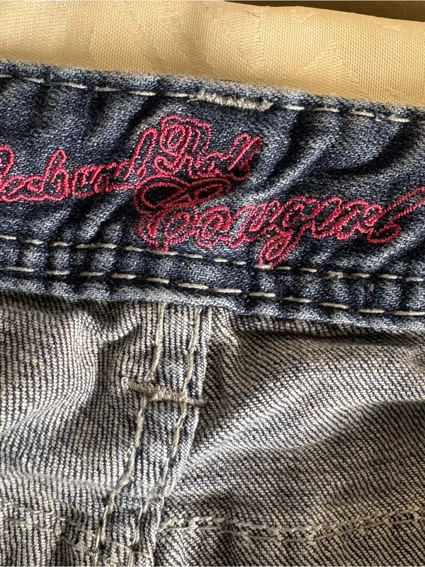 Rock & Republic Dark Blue Denim Jeans with Pink Embroidery - Image 2