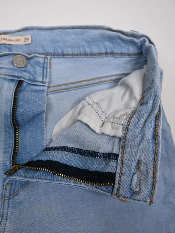 Levi's Women's 724 High Rise Straight Crop Jean Size 29 - Image 8