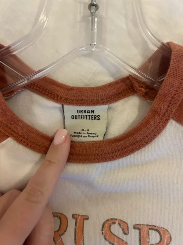 Urban Outfitters Graphic Baby Tee - Image 3