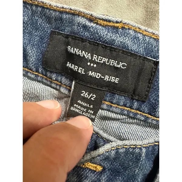 Banana Republic Darted Barrel Mid Rise Ankle‎ Jean Medium Wash 26/2 S/804434-03 - Image 6