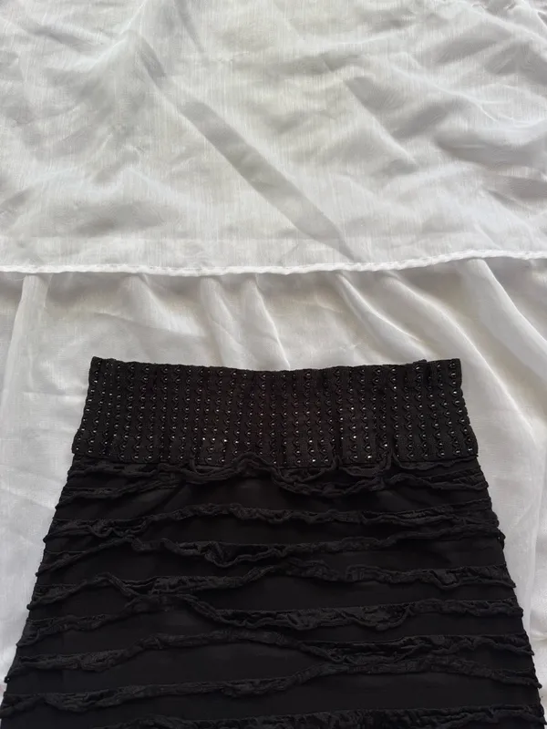 Y2K True Vintage 579 black Ruffle Mini Skirt with Sparkle Waistband - Image 2