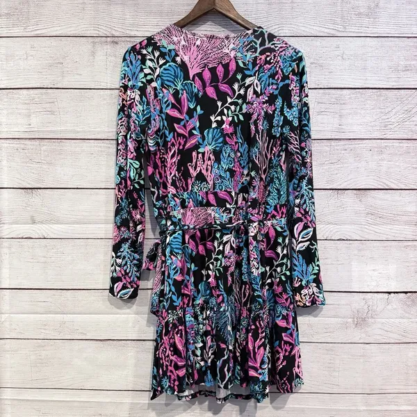 NWOT Lilly Pulitzer Multicolor Floral Wrap Romper - Pink, Blue, Teal! Size Large - Image 4