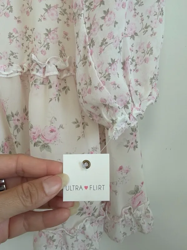 Ultra Flirt NWT Pink Floral Tiered Ruffle Mini Dress Women's M 🌿 - Image 4