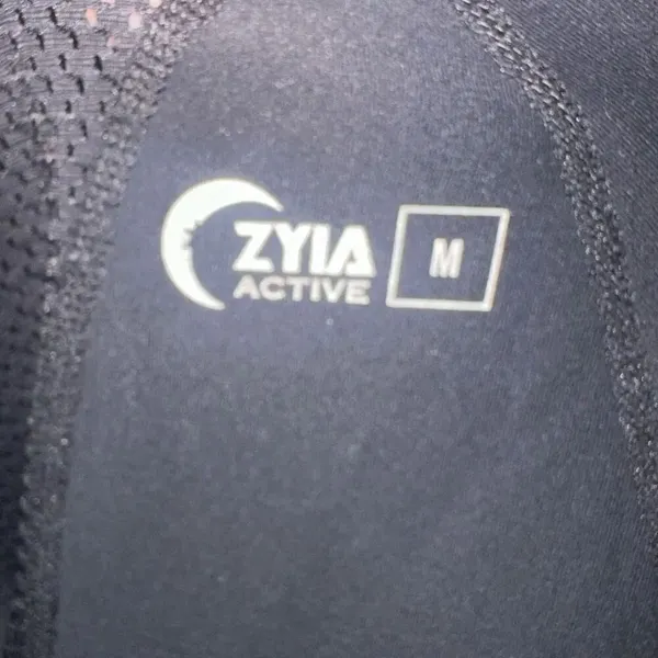 Zyia Active black fitted perforated M Athleisure workout jacket - Image 3