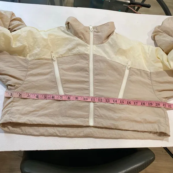 Garage Cropped Windbreaker Jacket XS Beige Cream Colorblock Y2K - Image 7