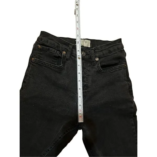 We‎ the Free black distressed high rise skinny jeans sz 25 - Image 8