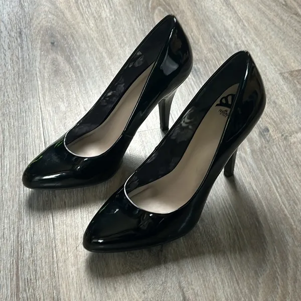 Fergalicious Black Heels Size 7.5 - Image 8