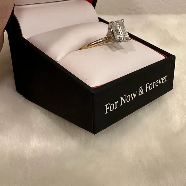 Emerald cut engagement ring! 2.5 karat gold band solitaire ring! Forever 1! - Image 5