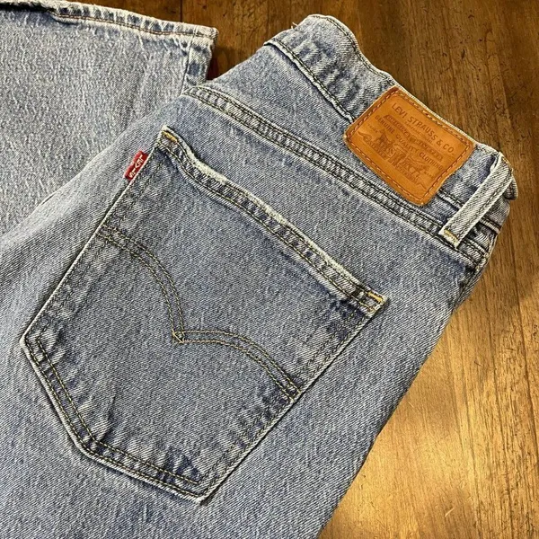 Levi’s 70’s High Flare Jeans 32x30 - Image 12