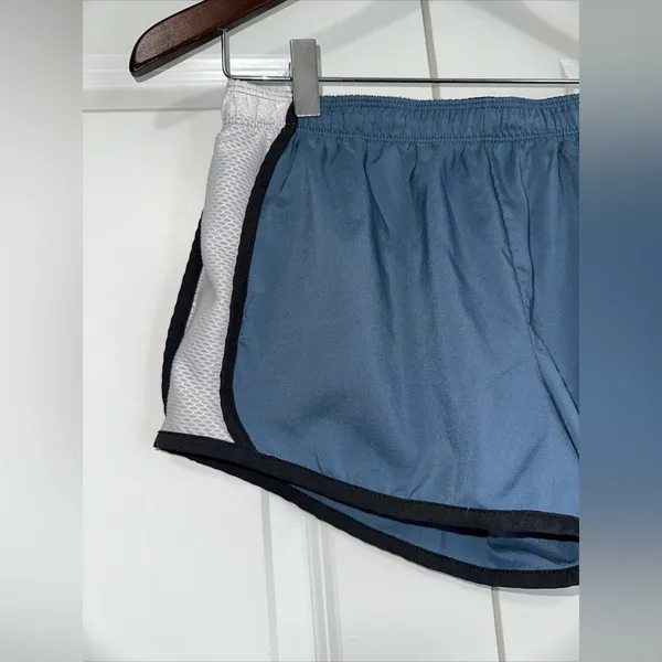 Reebok Lightweight Running Shorts XS - Image 2