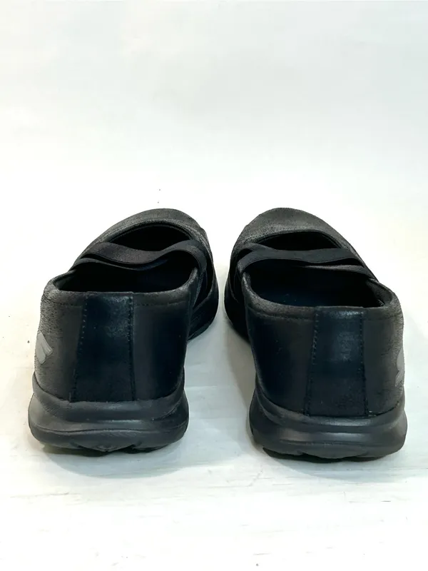 Skechers GoStep Dainty Slipon MaryJane Flats in Black size 9 - Image 11