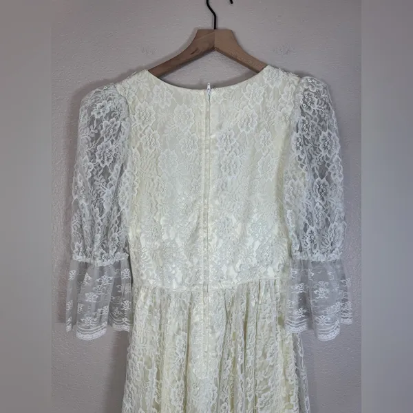 Gunne Sax by Jessica McClintock Vintage 1970’s Ivory Lace Wedding Dress size 7 - Image 9