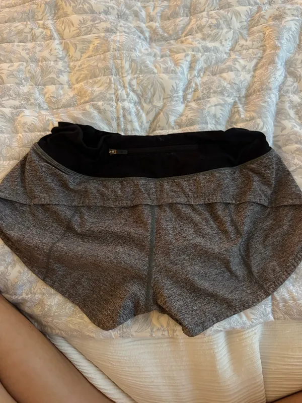 Speed Up Lululemon Shorts 2.5" - Image 2