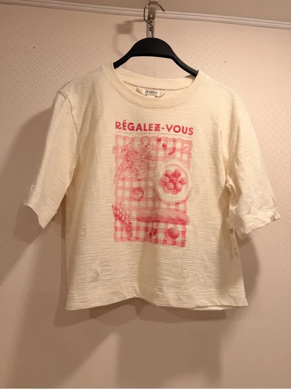 NWT Maeve Corey Cotton Boxy Short-Sleeve Tee with Pink Graphic Size XS - Image 2
