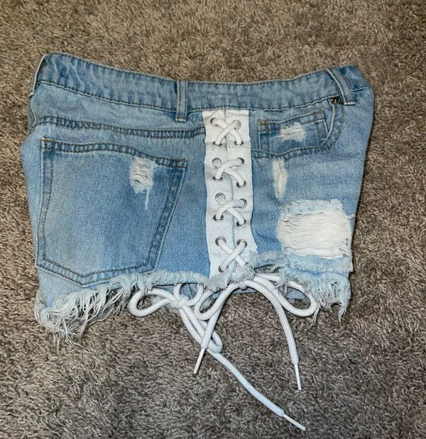 Forever 21 Denim Shorts - Image 4