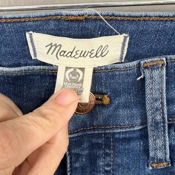 Madewell 9" mid Rise Skinny Jeans Size 25 Medium Wash - Image 2