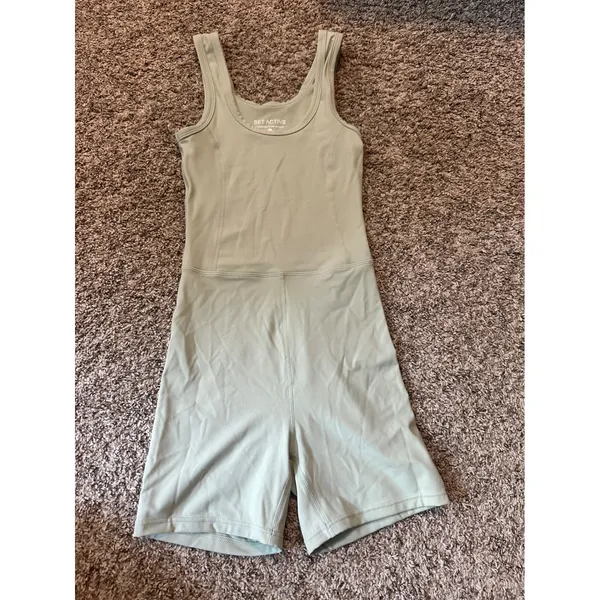 SET ACTIVE Sportbody‎ Romper Sage Green Sculpting Biker Short Unitard Small - Image 2