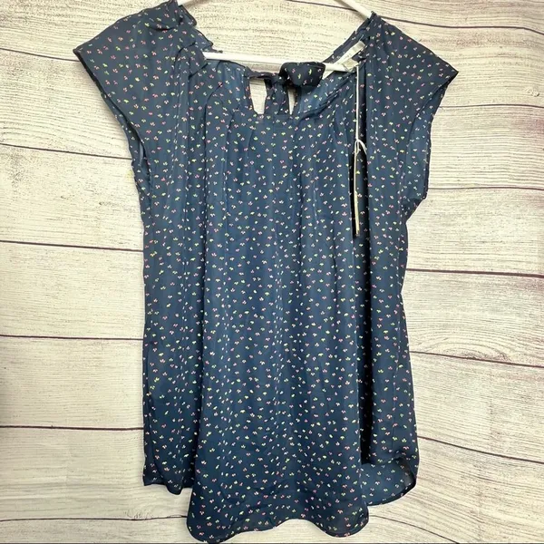 Lauren Conrad Womens Pleated Neck Tie back Short Sleeve Blouse Sz M - Image 9
