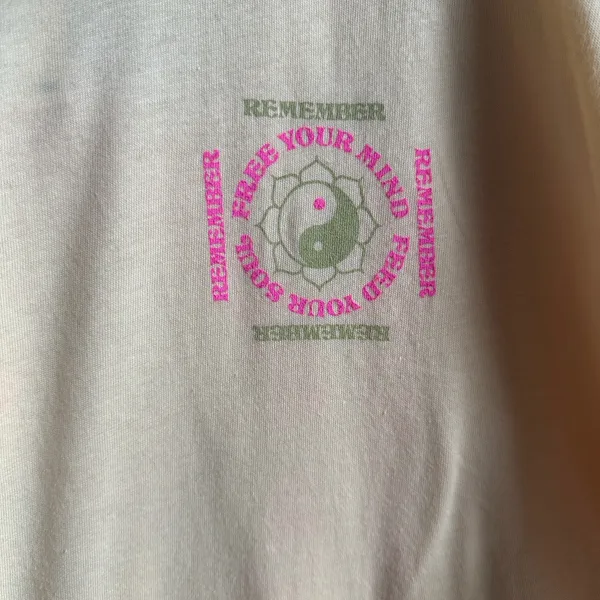 💛🆕Billabong Free Your Mind Yellow Long Sleeve Tee ✨NWT✨ - Image 3