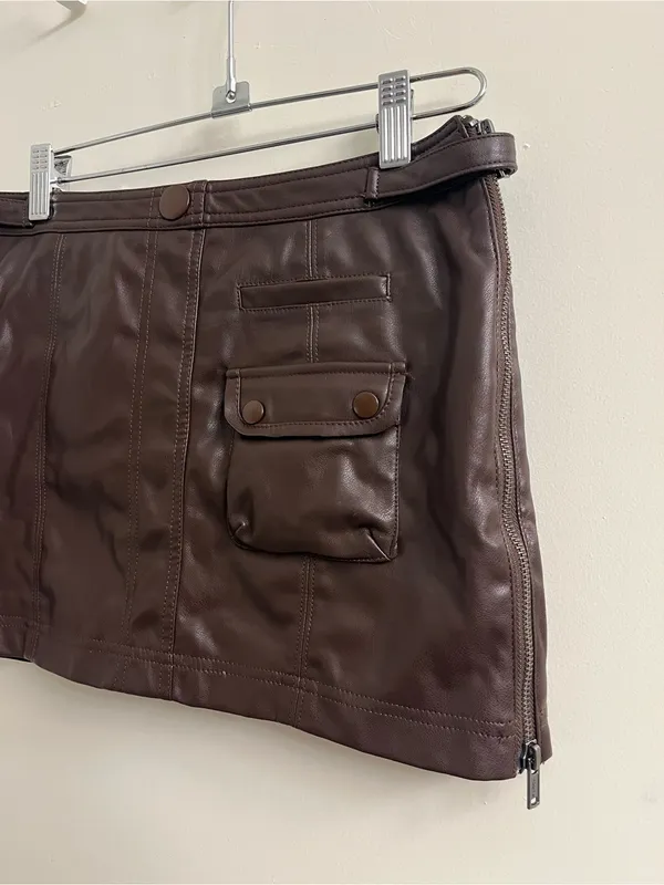 LPA Geronimo Faux Leather Mini Skirt XS - Image 4