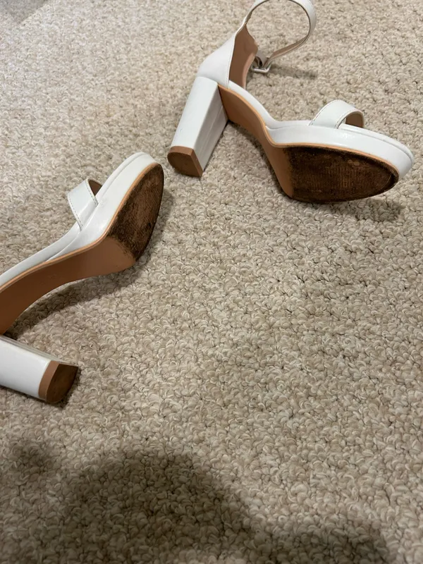 White Sandal Heels size 8 - Image 8