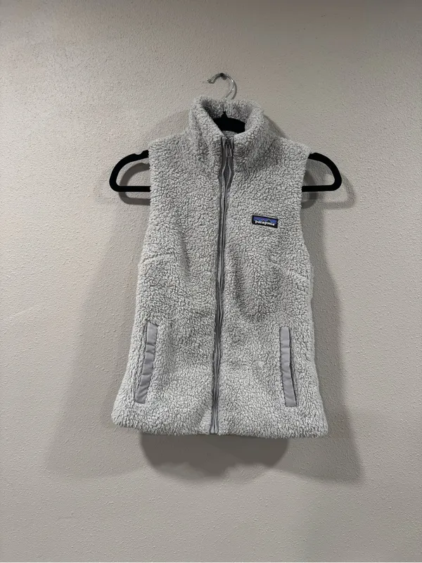 Patagonia Los Gatos Vest - Image 2