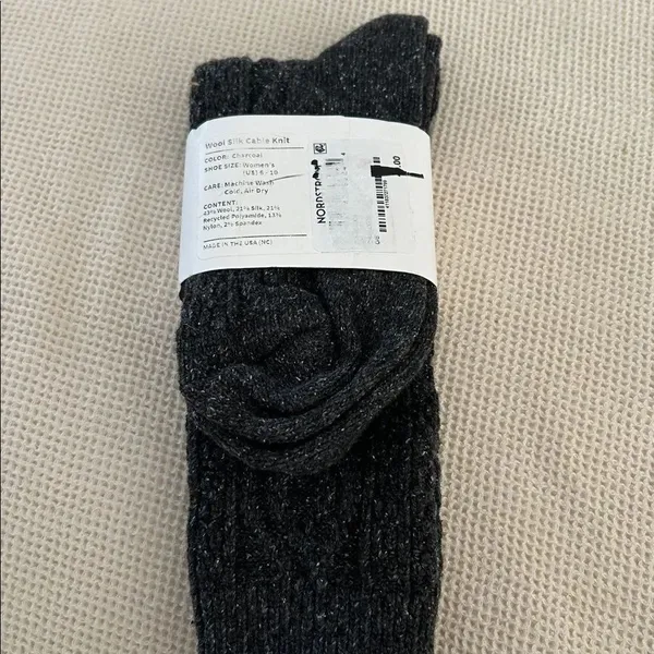 American Trench Wool and Silk Cable Knit Sock, Charcoal, size 6-10, NWT - Image 3