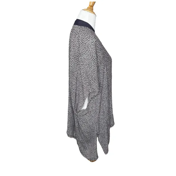 LOFT Grey Geo Print Open Front Lightweight Flowy Kimono Top Size M/L Womens - Image 5