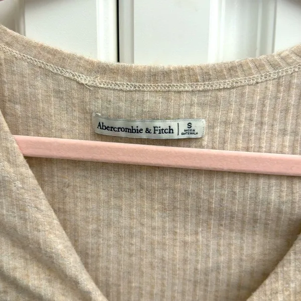 Abercrombie & Fitch Ribbed Tie Front Crop Top Size S Oatmeal Long Sleeve Knit - Image 5
