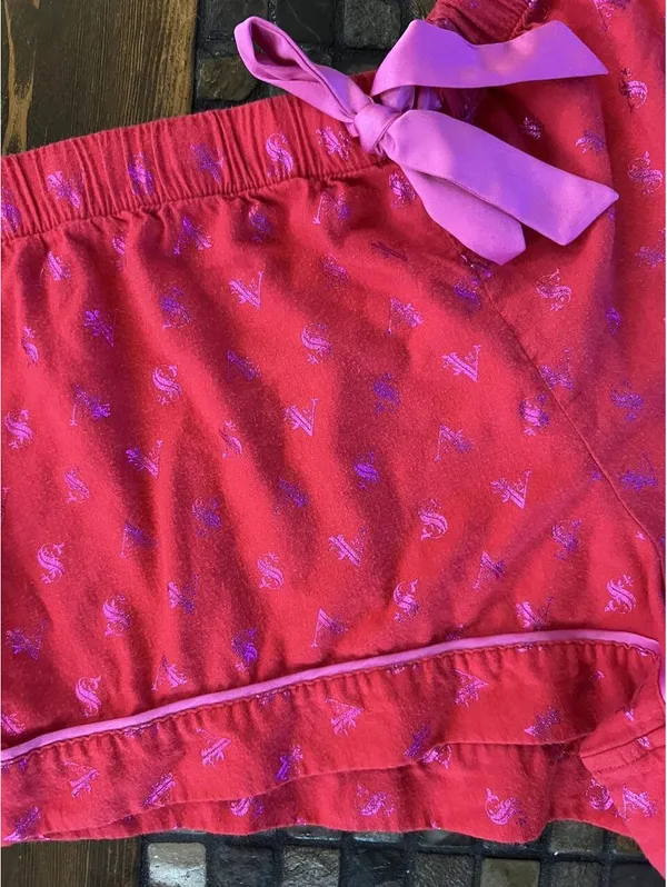Vintage Y2K McBling Coquette Sparkly Victoria’s Secret Pajama Shorts size medium - Image 2
