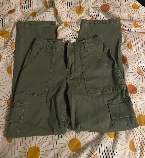 Hollister Cargo Pants - Image 2