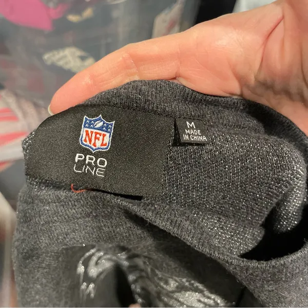 Cute Miami Dolphins NFL metallic logo charcoal gray sweater - Image 3