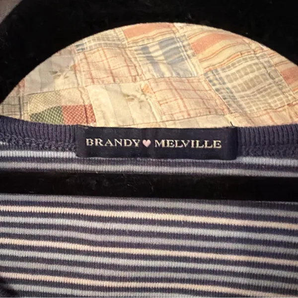 Brandy Melville Navy and White Striped Tee - Image 3