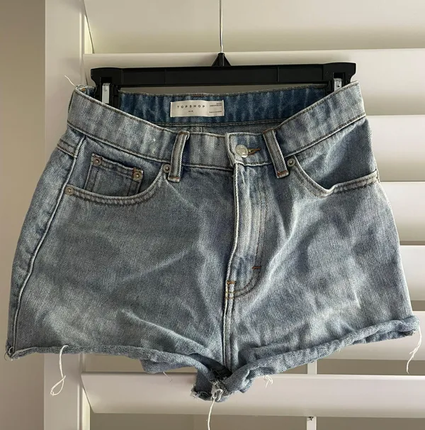 Topshop Mom Jean Shorts - Image 3