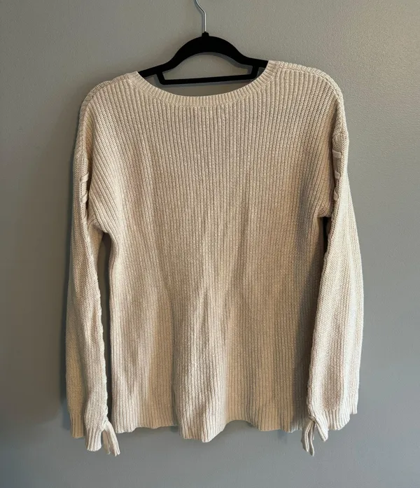 Sweater - Image 2