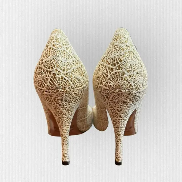Palter DeLiso Kiss Ivory Heirloom Lace‎ Gold Glitter Pump Size Italy 37 US 6.5 - Image 5