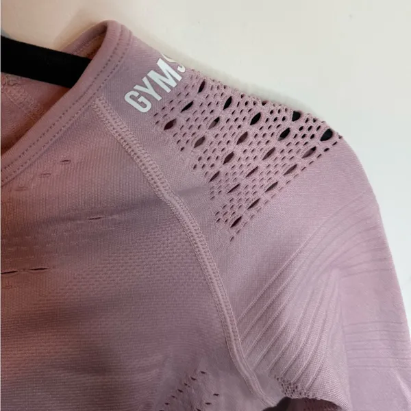 Gymshark Dusty Pink Seamless Glow Cropped Active Top - Image 3