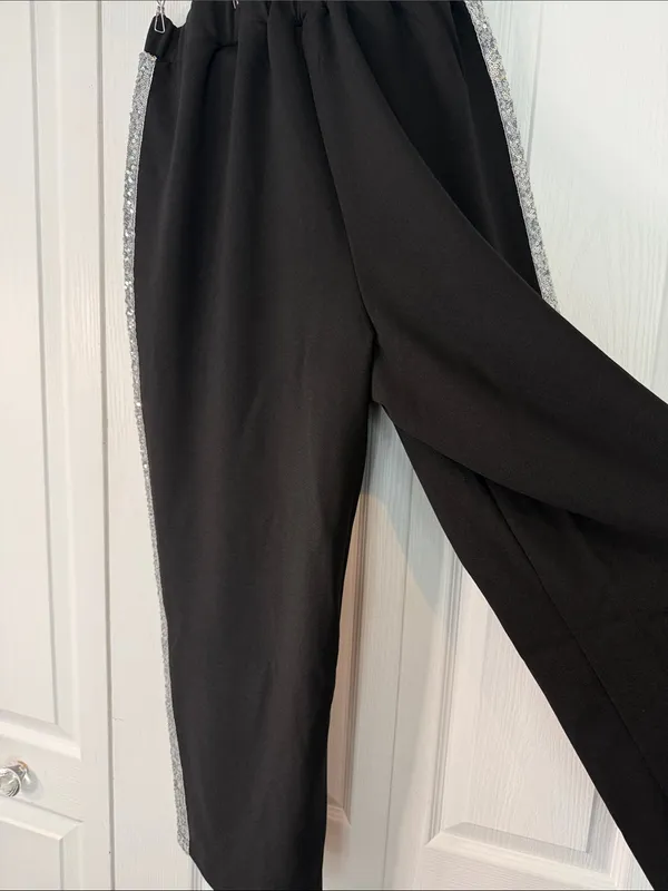 BloomChic Black Wide - Image 6