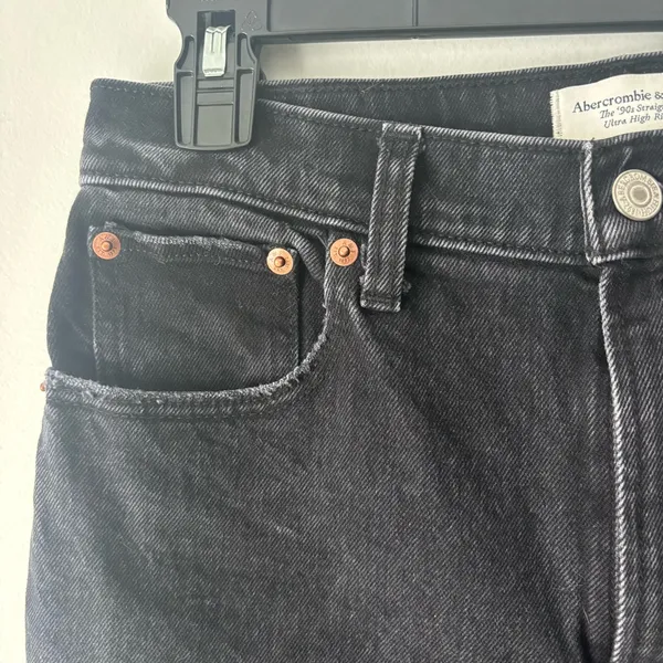 Abercrombie & Fitch The 90s Straight Ultra High Rise Black Denim Jeans - Image 3