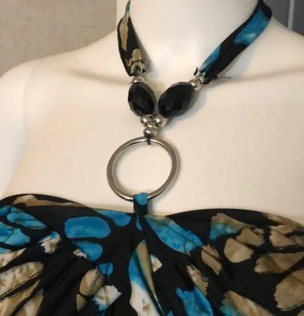 Dots halter top Size L - Image 2