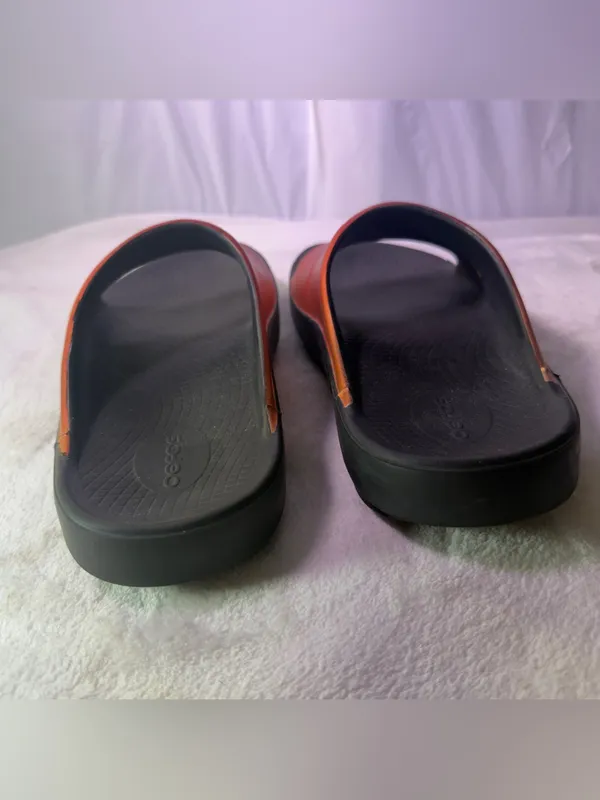 OOFOS Slide Sandal in Red-to-Orange Gradient with Black Sole - Image 7